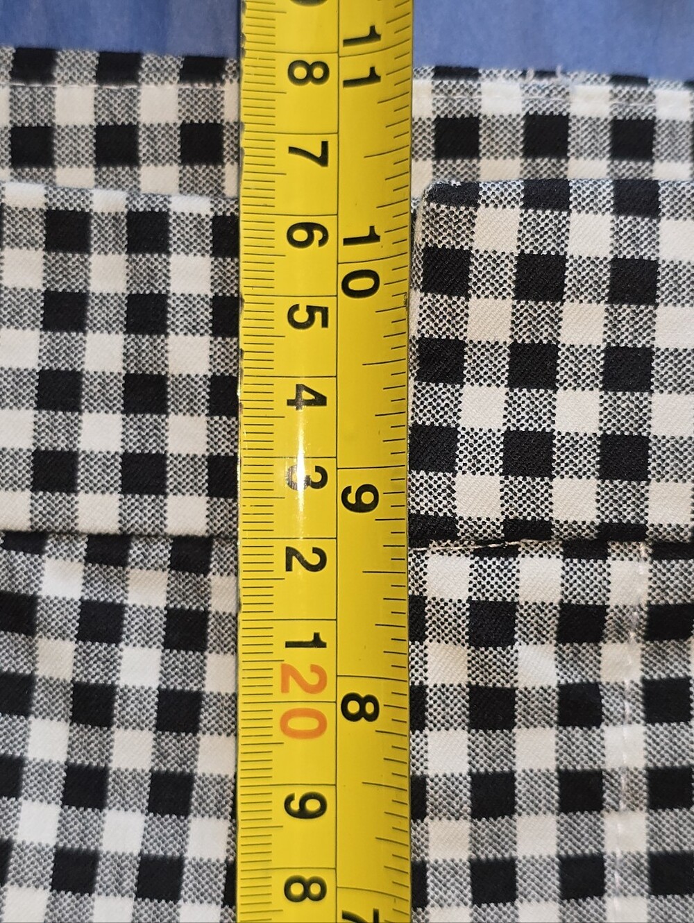Old Navy Black and White Gingham High Rise 5" Pixie Shorts Like New 10 - Picture 6 of 7